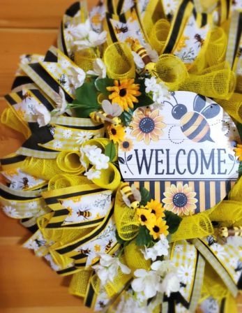 Welcome BumbleBee Wreath #5
