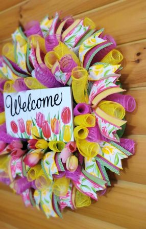 Welcome Tulips Wreath #2